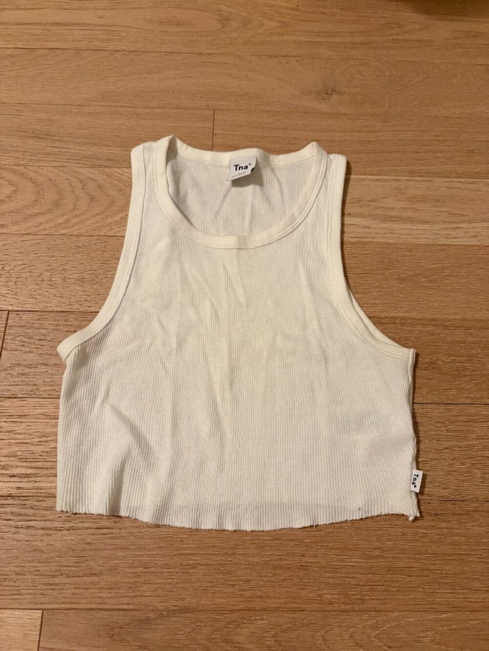White Aritzia TNA Cropped Tank Top Size S